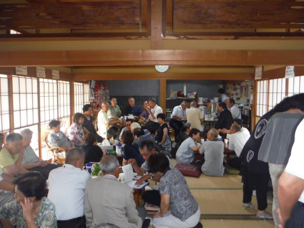 実家の茶の間視察風景