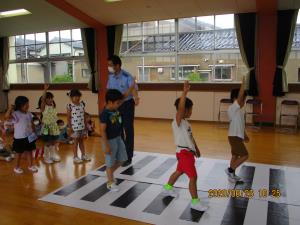 交通安全教室 横断歩道の渡り方