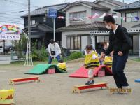 1歳児が親子競技をしている様子