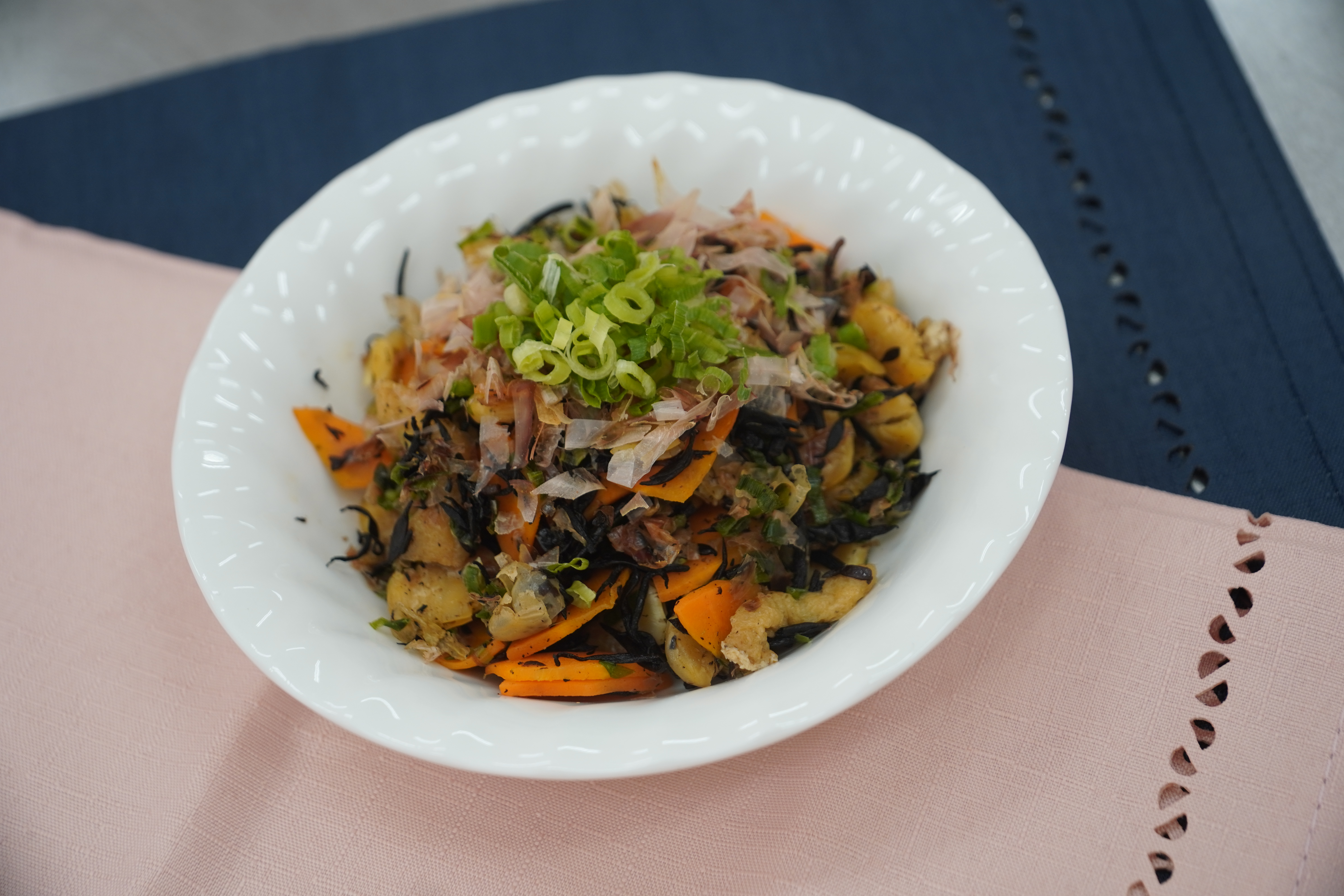 打ち豆とひじきの煮物