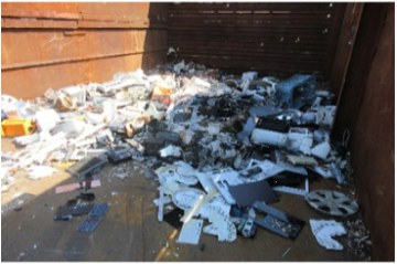 破損した小型家電類