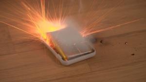 モバイルバッテリーから出火