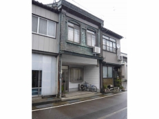 townhouse 射水市大門新42-7
地図